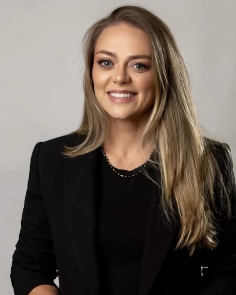 Rômi Schneider, gestora do consultório
